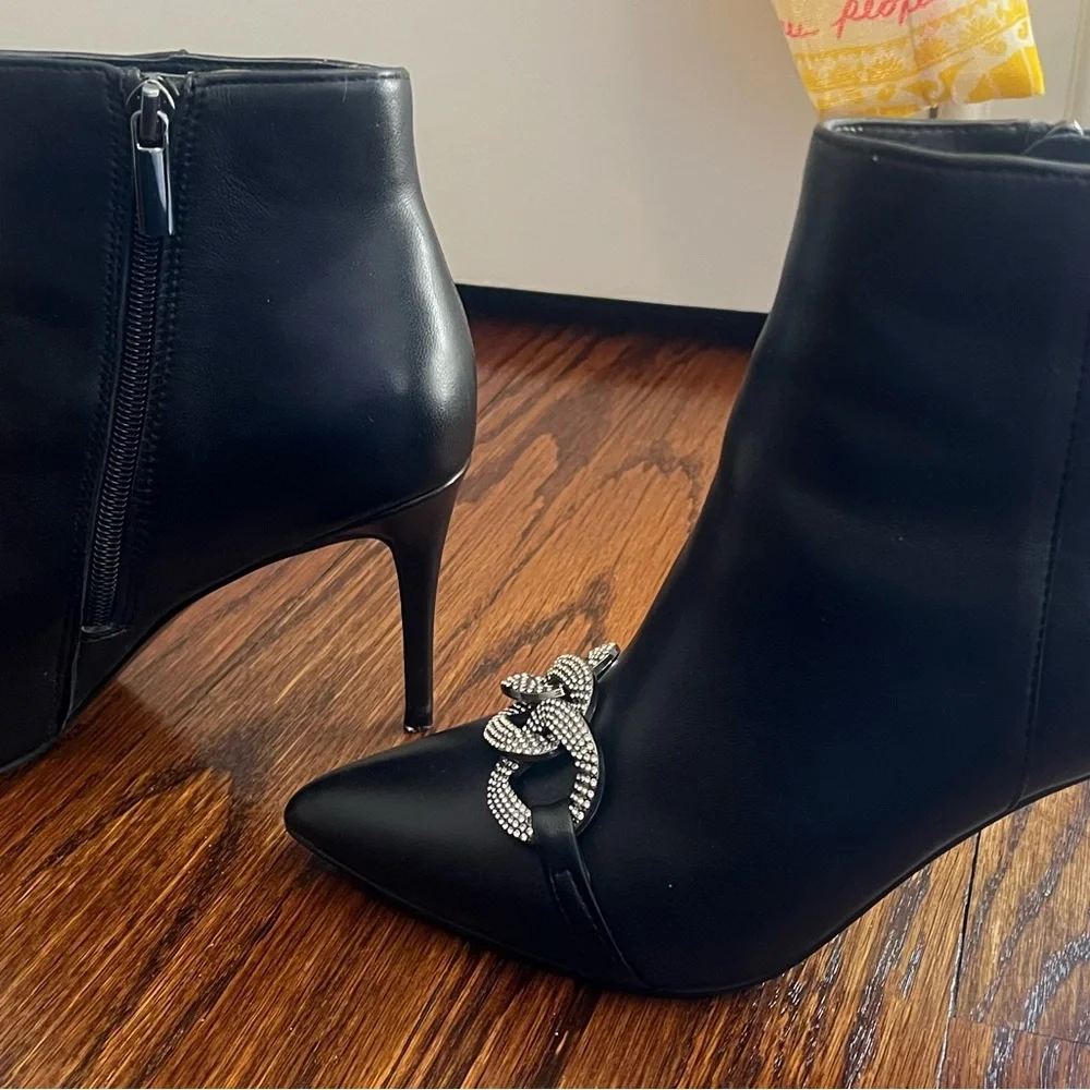 White House Black Market Boots - Picture 3 of 6